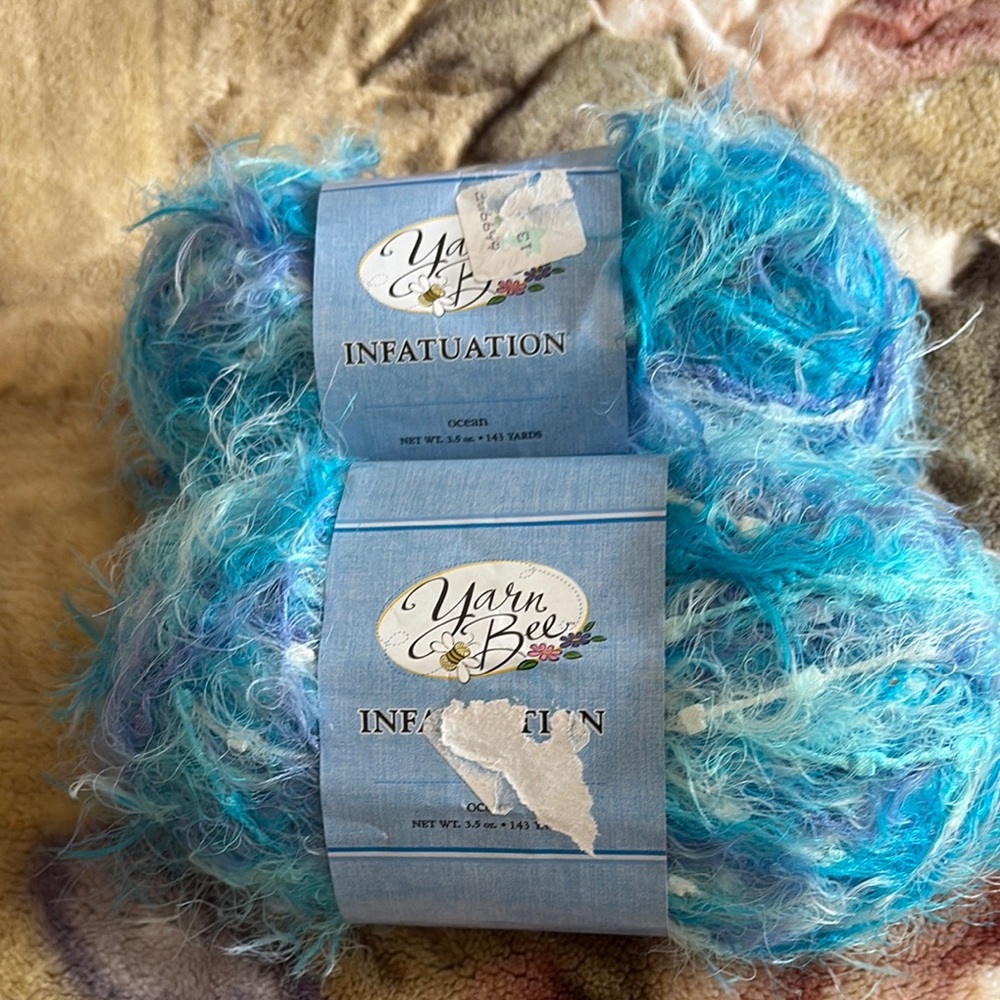 Yarn Bee Infatuation Yarn (Lot of Two)